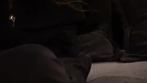 Snapshot of hikinks chatting on December 4, 4:11 am hikinxxx online show from December 4, 4:11 am