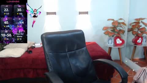 H I L A R Y online show from October 5, 2:54 am
