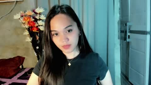 hilarymolly online show from July 14, 2:05 am