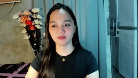 hilarymolly online show from July 18, 10:02 pm
