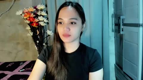 hilarymolly online show from July 29, 4:16 pm