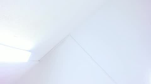 Hilary Thomsom online show from January 18, 1:04 pm