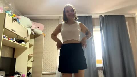 Snapshot of hildeconery chatting on May 2, 9:58 am Julia online show from May 2, 9:58 am