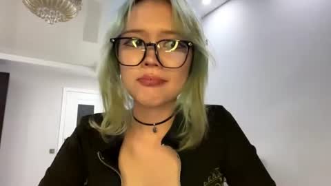 Kaori online show from July 23, 3:43 pm