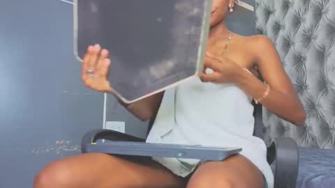  Hillary  online show from February 7, 8:56 pm