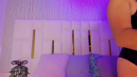 Hillary online show from February 20, 11:43 am