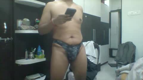 Snapshot of himanshukkkkkk chatting on April 14, 7:09 pm himanshukkkkkk online show from April 14, 7:09 pm
