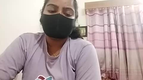 himuhimu22 online show from December 13, 7:53 pm