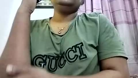 himuhimu22 online show from January 18, 3:27 pm