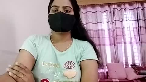 himuhimu22 online show from July 12, 9:11 am