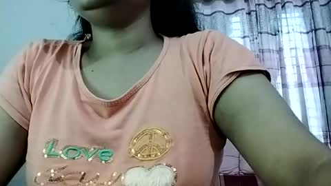 himuhimu22 online show from July 13, 8:50 am