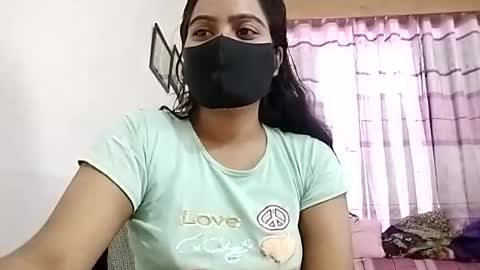 himuhimu22 online show from July 18, 6:50 am