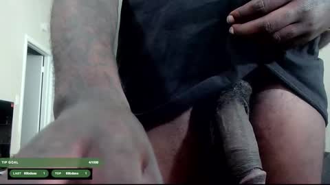 Snapshot of himwiththebbc509 chatting on November 28, 4:59 am himwiththebbc509 online show from November 28, 4:59 am