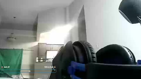 Snapshot of himwiththebbc509 chatting on January 10, 10:36 pm himwiththebbc509 online show from January 10, 10:36 pm