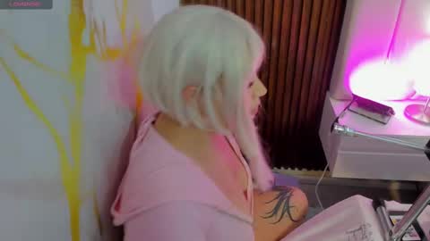 hinata_dolly online show from September 24, 8:39 am