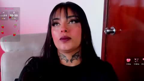Snapshot of hinataweed01 chatting on June 17, 3:24 pm Karol Independent Model online show from June 17, 3:24 pm
