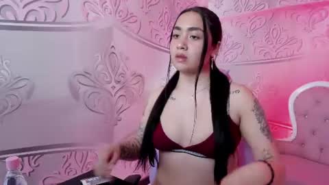 hinatta1_ online show from June 16, 7:38 pm