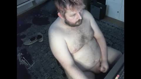 Snapshot of hipguy91 chatting on November 6, 6:20 pm hipguy91 online show from November 6, 6:20 pm