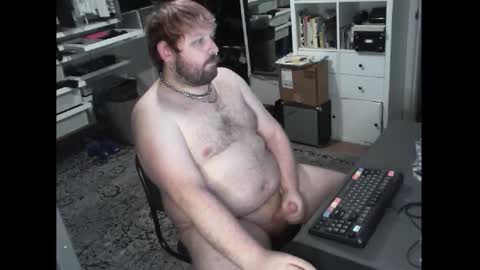 Snapshot of hipguy91 chatting on December 14, 3:56 am hipguy91 online show from December 14, 3:56 am