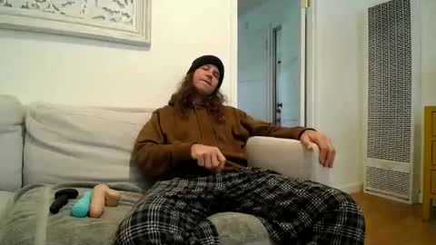 Hippie Jijm online show from March 28, 6:07 pm