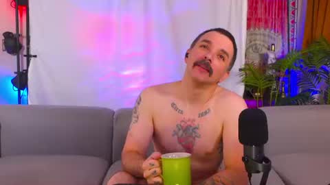 HipsterTrash Clark one half of Task Manager online show from July 17, 7:15 am