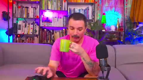 HipsterTrash Clark one half of Task Manager online show from July 19, 9:35 am
