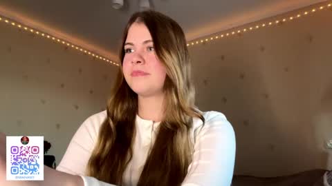 I am Amy ntmu Lets hit 10 Thumbs Up together online show from March 13, 2:56 pm