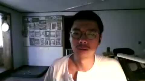 Snapshot of hirvirdish chatting on August 4, 7:11 am Taick online show from August 4, 7:11 am