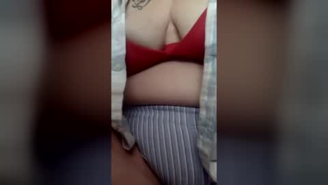 Snapshot of hisgremlinxo chatting on August 2, 6:06 pm gremlinxo online show from August 2, 6:06 pm