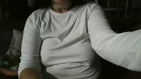 Snapshot of hisnotyours chatting on November 18, 8:35 pm Grace online show from November 18, 8:35 pm