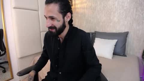 Hisoka online show from March 12, 8:37 pm