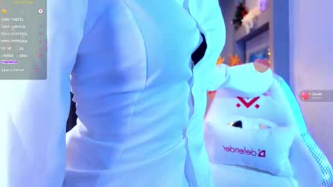 Ella online show from November 28, 6:21 pm