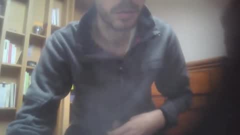 hitmenoww online show from February 8, 9:23 am