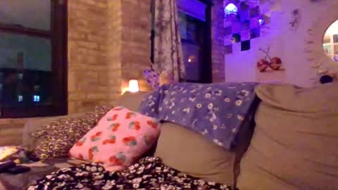 hknox714 online show from November 20, 1:39 am