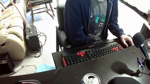 Snapshot of hoboayoyo chatting on February 9, 6:47 pm Hentai man online show from February 9, 6:47 pm