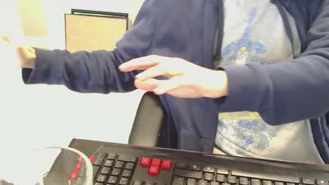 Snapshot of hoboayoyo chatting on November 16, 6:13 pm Hentai man online show from November 16, 6:13 pm