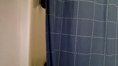 Snapshot of hockeyguy10rangers chatting on December 27, 8:39 pm hockeyguy10rangers online show from December 27, 8:39 pm