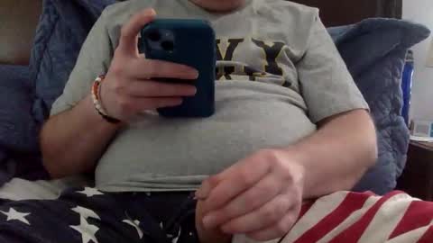 Snapshot of hockeyguy10rangers chatting on March 11, 7:31 pm hockeyguy10rangers online show from March 11, 7:31 pm