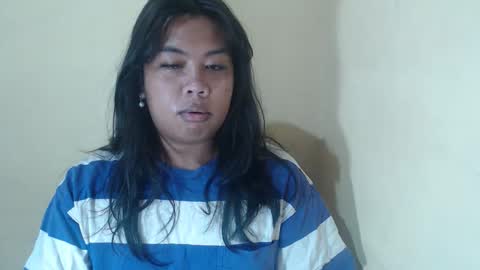 Snapshot of hoelylayla chatting on March 23, 1:53 am Layla3 online show from March 23, 1:53 am