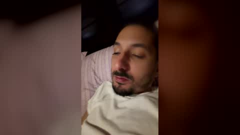 Snapshot of hoeskii chatting on February 13, 4:08 am hoeskii online show from February 13, 4:08 am