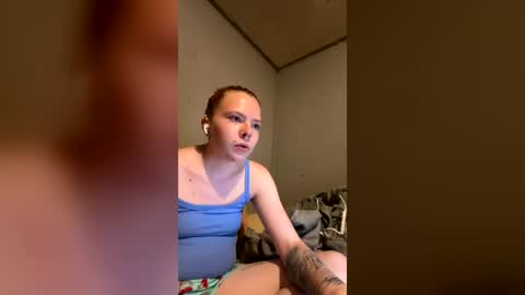 Snapshot of hoeznshi chatting on July 26, 1:47 am hoeznshi online show from July 26, 1:47 am