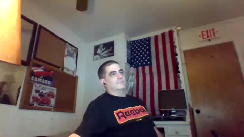 Snapshot of hoglegg99384194 chatting on January 8, 3:40 am hoglegg99384194 online show from January 8, 3:40 am