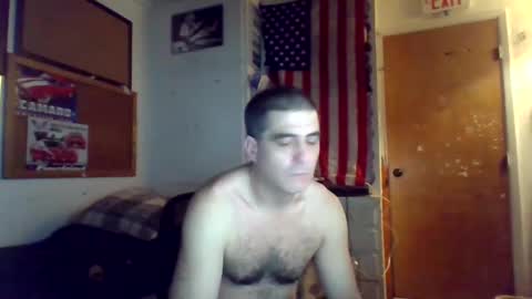 Snapshot of hoglegg99384194 chatting on January 12, 7:53 am hoglegg99384194 online show from January 12, 7:53 am