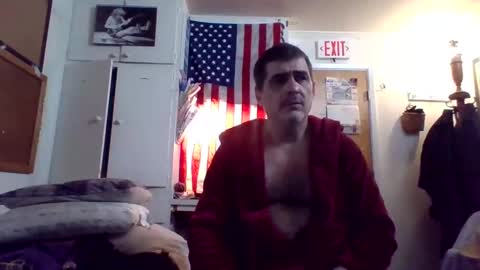 Snapshot of hoglegg99384194 chatting on February 9, 7:49 am hoglegg99384194 online show from February 9, 7:49 am