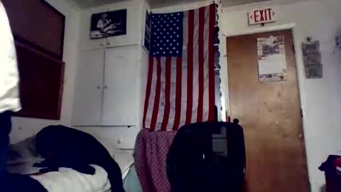 Snapshot of hoglegg99384194 chatting on September 30, 7:02 am hoglegg99384194 online show from September 30, 7:02 am