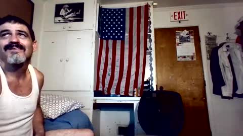 Snapshot of hoglegg99384194 chatting on October 13, 6:19 pm hoglegg99384194 online show from October 13, 6:19 pm