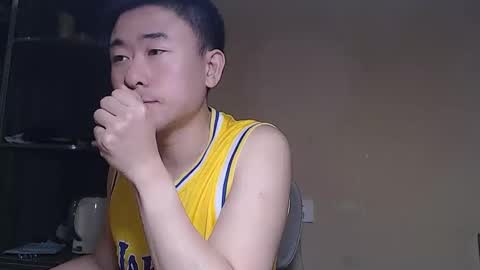 Snapshot of hoho7619 chatting on April 13, 2:33 pm shy boi online show from April 13, 2:33 pm