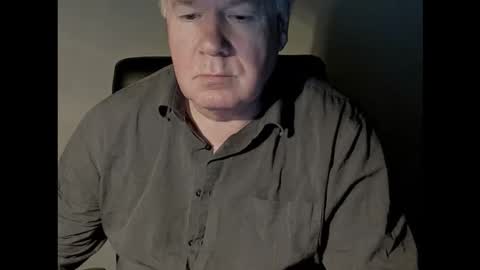 Holger online show from December 3, 4:38 pm