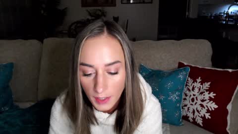 Holi Hurricane online show from December 9, 3:07 am