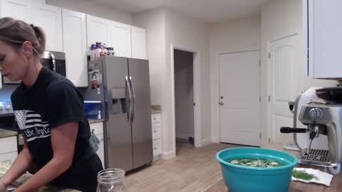 Holi Hurricane online show from September 12, 4:12 am